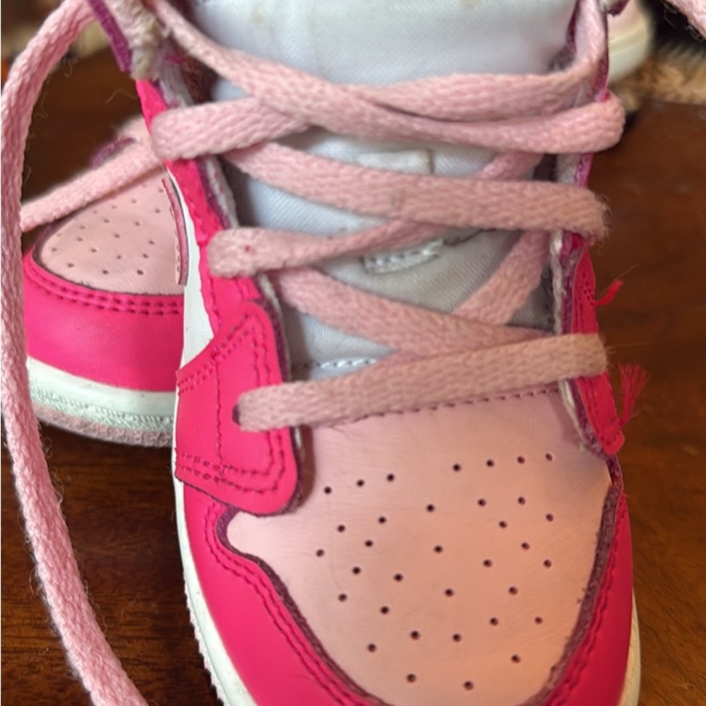 Nike Kids Pink and White Sneakers - Picture 1 of 3